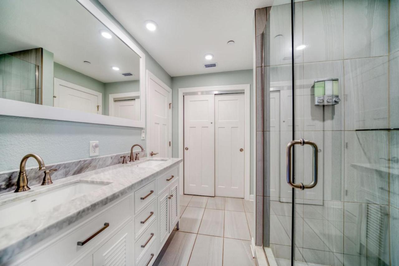 Four Shores Unit 3 Gulf Condo Direct Gulf With Pool And Spa Clearwater Beach Exterior photo