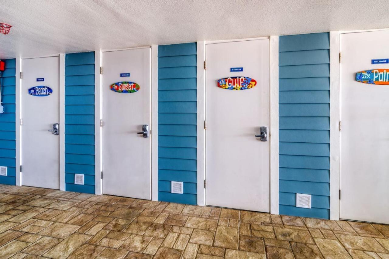 Four Shores Unit 3 Gulf Condo Direct Gulf With Pool And Spa Clearwater Beach Exterior photo